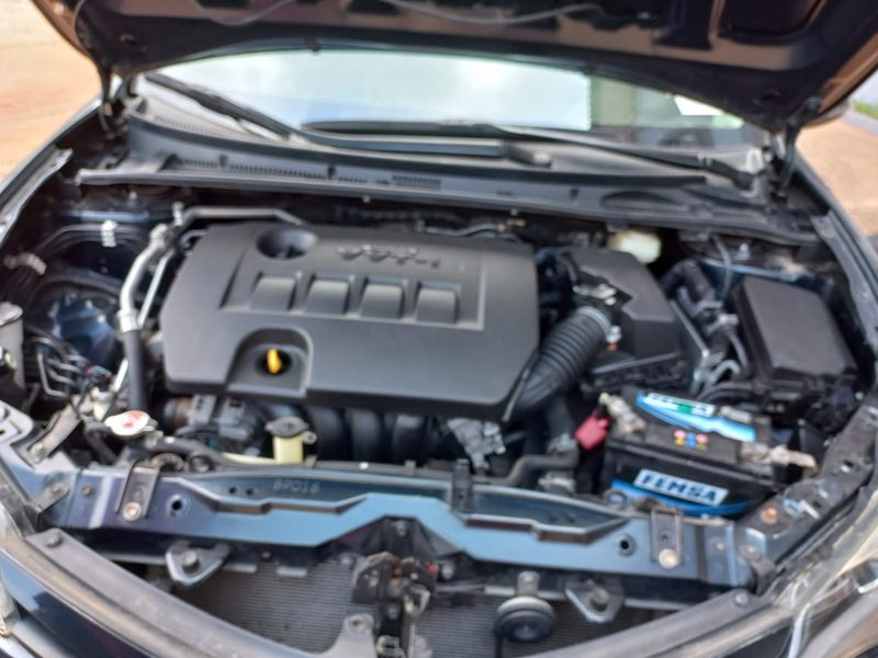 Thumbnail 10 of 2018 TOYOTA Corolla SE